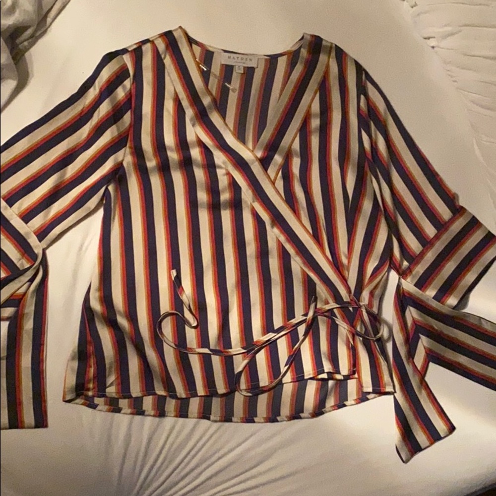 Side wrap, silk, arm tie, never worn, Hayden of LA